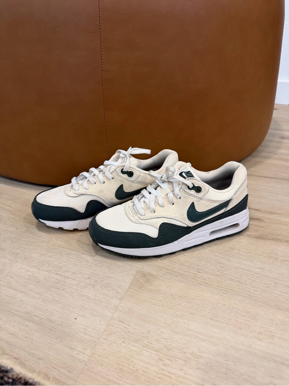 Nike Woman Low-Top Sneakers in Cream and Dark Green